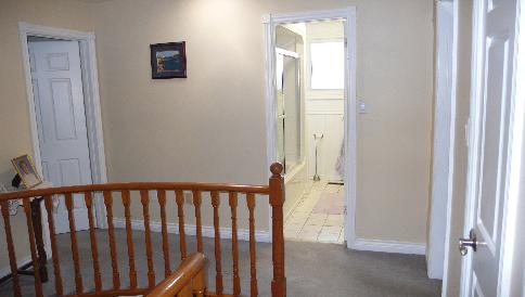 Upper landing
